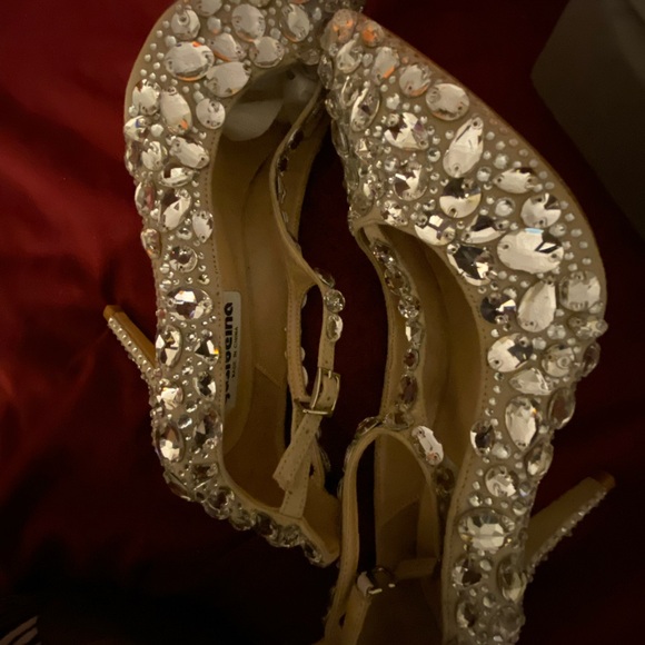 new yasibeina , wedding or bridal look, mid heels. Siz 10 /40 - Picture 4 of 4